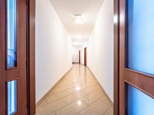 Pronájem bytu 2+kk, Praha - Stodůlky, Švejcarovo náměstí, 57 m2