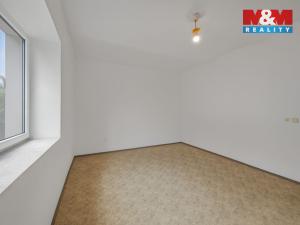 Prodej bytu 2+1, Meziměstí - Starostín, 65 m2