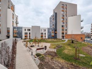 Pronájem bytu 1+kk, Praha - Holešovice, V háji, 35 m2