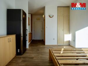 Prodej bytu 1+kk, Zlín, M. Knesla, 20 m2