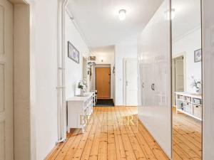 Prodej bytu 4+1, Teplice, Metelkovo náměstí, 120 m2