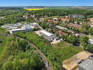 Prodej výrobních prostor, Milovice, Italská, 1819 m2