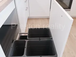 Pronájem bytu 2+kk, Praha - Vršovice, Arménská, 51 m2