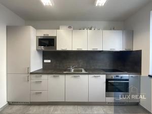 Pronájem kanceláře, Brno, Úlehlova, 110 m2