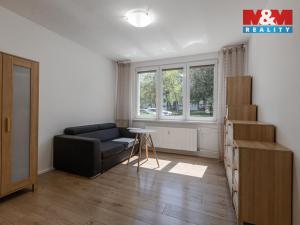 Prodej bytu 3+1, Klatovy - Klatovy III, Pod Hůrkou, 66 m2