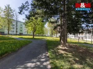 Prodej bytu 3+1, Klatovy - Klatovy III, Pod Hůrkou, 66 m2
