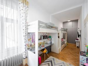 Prodej bytu 3+1, Praha - Nové Město, Soukenická, 107 m2