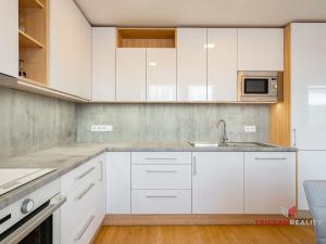 Prodej bytu 3+1, Hradec Králové, 84 m2