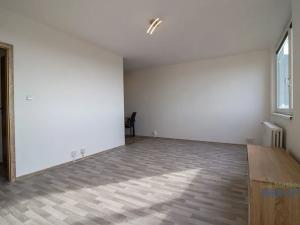 Pronájem bytu 1+kk, Praha - Černý Most, Doležalova, 34 m2