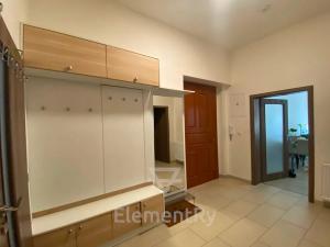 Pronájem bytu 2+kk, Hradec Králové, Komenského, 65 m2