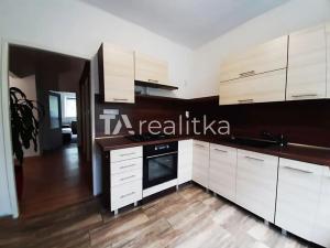 Pronájem bytu 2+1, Karviná, Havířská, 58 m2