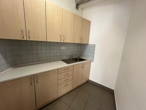 Pronájem obchodního prostoru, Opava, náměstí Republiky, 65 m2