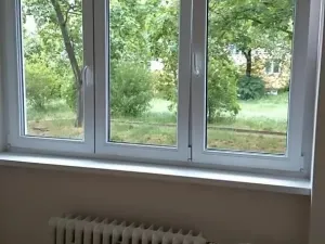 Pronájem bytu 1+kk, Praha - Vršovice, Jerevanská, 30 m2