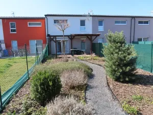 Pronájem rodinného domu, Polerady, 80 m2