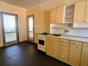 Prodej bytu 2+1, Chrudim, Dr. Václava Peška, 52 m2