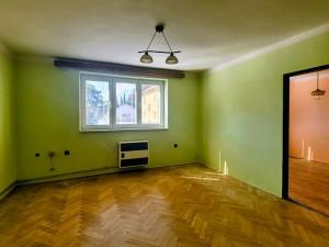 Prodej bytu 2+1, Chrudim, Dr. Václava Peška, 52 m2