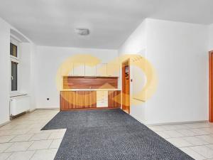 Prodej vícegeneračního domu, Malonty, 317 m2