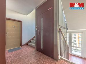 Prodej bytu 1+1, Ústí nad Labem - Severní Terasa, Kmochova, 33 m2