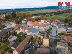 Prodej rodinného domu, Bezdružice, náměstí Kryštofa Haranta, 300 m2
