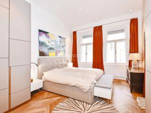 Pronájem bytu 3+kk, Praha - Staré Město, Rybná, 108 m2