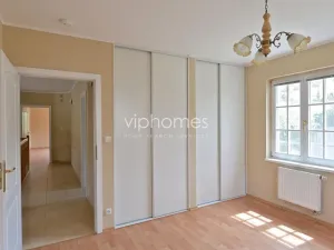 Pronájem vily, Praha - Nebušice, K vinicím, 288 m2