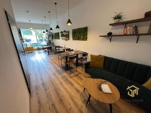 Pronájem obchodního prostoru, Napajedla, Masarykovo náměstí, 70 m2