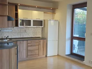 Pronájem bytu 2+kk, Jesenice, Cedrová, 225 m2