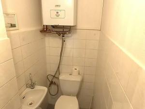 Pronájem obchodního prostoru, Praha - Libeň, Sokolovská, 23 m2