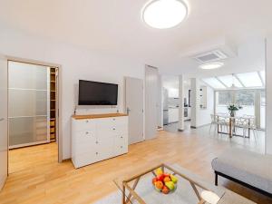 Pronájem bytu 3+kk, Praha - Karlín, Pernerova, 100 m2