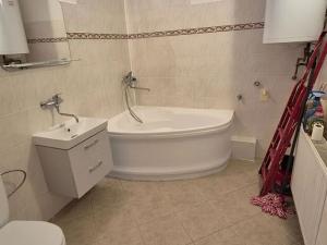 Pronájem bytu 3+1, Ptýrov, 73 m2