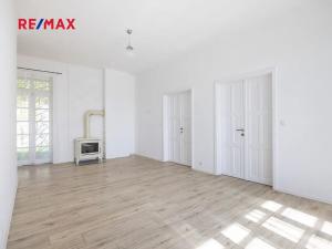 Prodej bytu 4+kk, Vráž, Nad Loděnicí, 104 m2