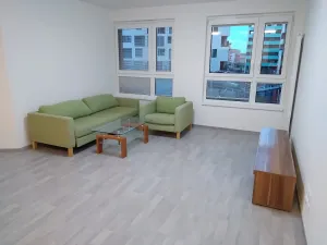 Pronájem kanceláře, Praha - Žižkov, Olgy Havlové, 71 m2