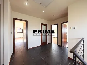 Pronájem rodinného domu, Průhonice, Pod Valem II., 320 m2