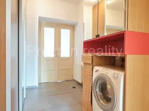 Pronájem bytu 2+1, Praha - Žižkov, Fibichova, 72 m2