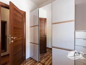 Prodej bytu 3+kk, Petrovac, Černá Hora, 51 m2