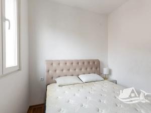 Prodej bytu 3+kk, Bečići, Černá Hora, 56 m2