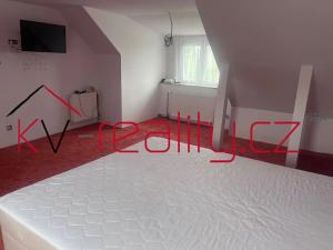 Pronájem bytu 1+1, Lubenec, Chýšská, 50 m2