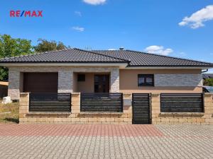 Prodej rodinného domu, Kly, 157 m2