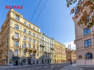 Prodej bytu 2+kk, Praha - Staré Město, Křižovnická, 71 m2