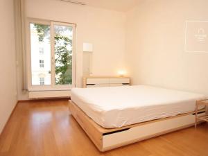 Pronájem bytu 4+kk, Praha - Nové Město, Senovážné náměstí, 130 m2