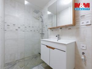 Prodej bytu 3+1, Karlovy Vary, 73 m2