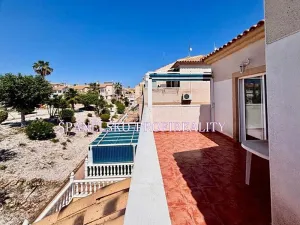 Prodej bytu 3+1, Torrevieja, Španělsko, 65 m2