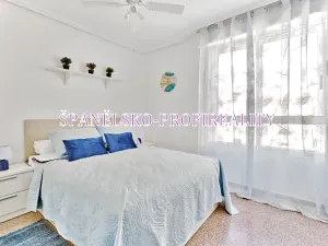 Prodej bytu 3+1, Torrevieja, Španělsko, 100 m2