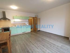 Pronájem bytu 1+kk, Praha - Hostivař, Švehlova, 35 m2