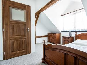 Prodej obchodního prostoru, Chocenice, 320 m2