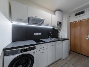 Prodej bytu 1+kk, Praha - Smíchov, Lidická, 21 m2