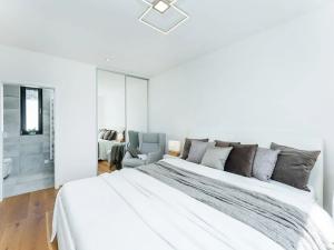 Pronájem rodinného domu, Přezletice, Školní, 120 m2