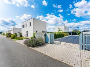 Pronájem rodinného domu, Přezletice, Školní, 120 m2