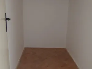 Pronájem bytu 3+1, Liberec, Dvorská, 60 m2