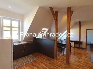 Pronájem bytu 2+kk, Hradec Králové, Okružní, 62 m2